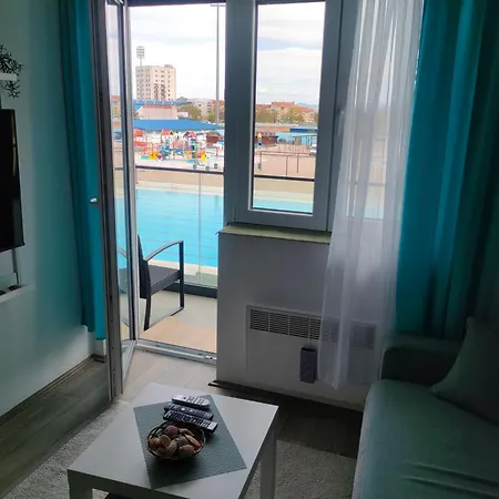 Tropical - Aqua Park Apartment